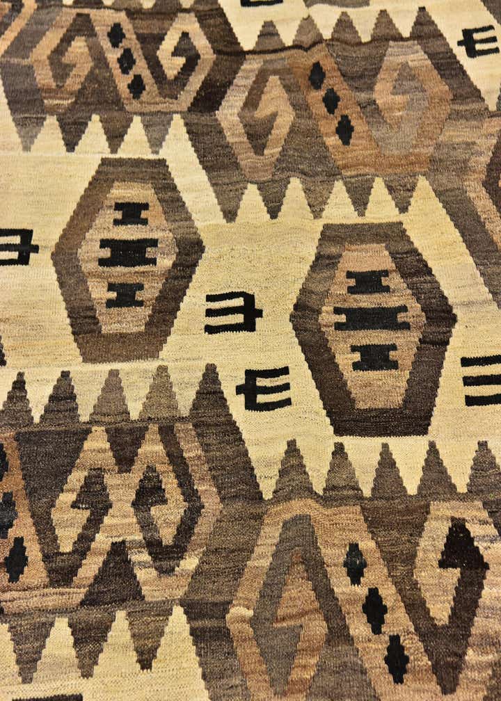 5' 3 x 6' 9 Hand Woven Kilim Modern Wool Rug