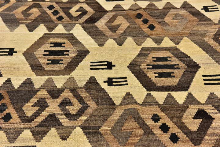 5' 3 x 6' 9 Hand Woven Kilim Modern Wool Rug