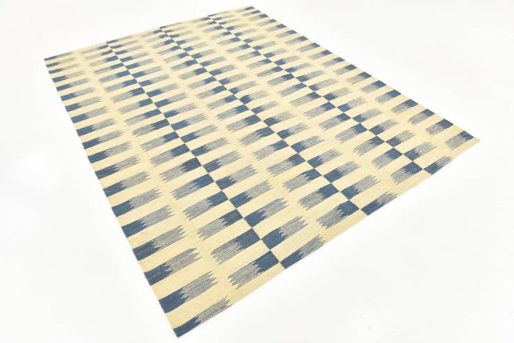 Detail image of 6' x 7' 9 Hand Woven Kilim Modern Wool Rug
