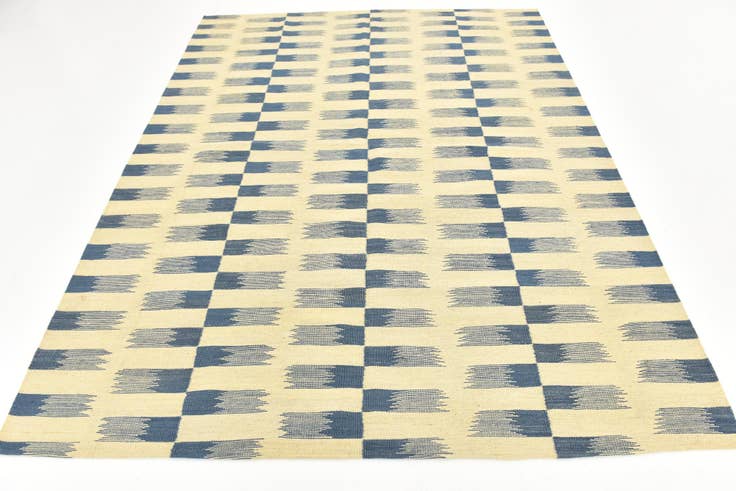 Detail image of 6' x 7' 9 Hand Woven Kilim Modern Wool Rug
