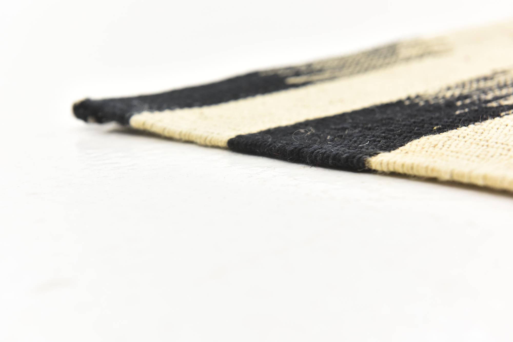 6' x 7' 9 Hand Woven Kilim Modern Wool Rug