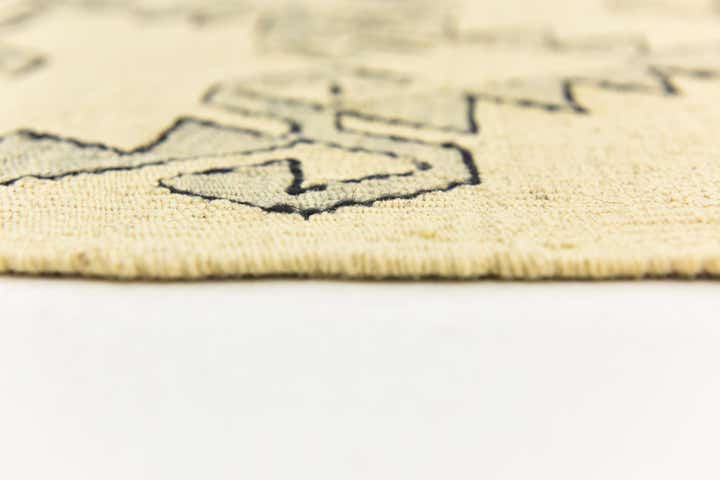 6' x 7' 9 Hand Woven Kilim Modern Wool Rug