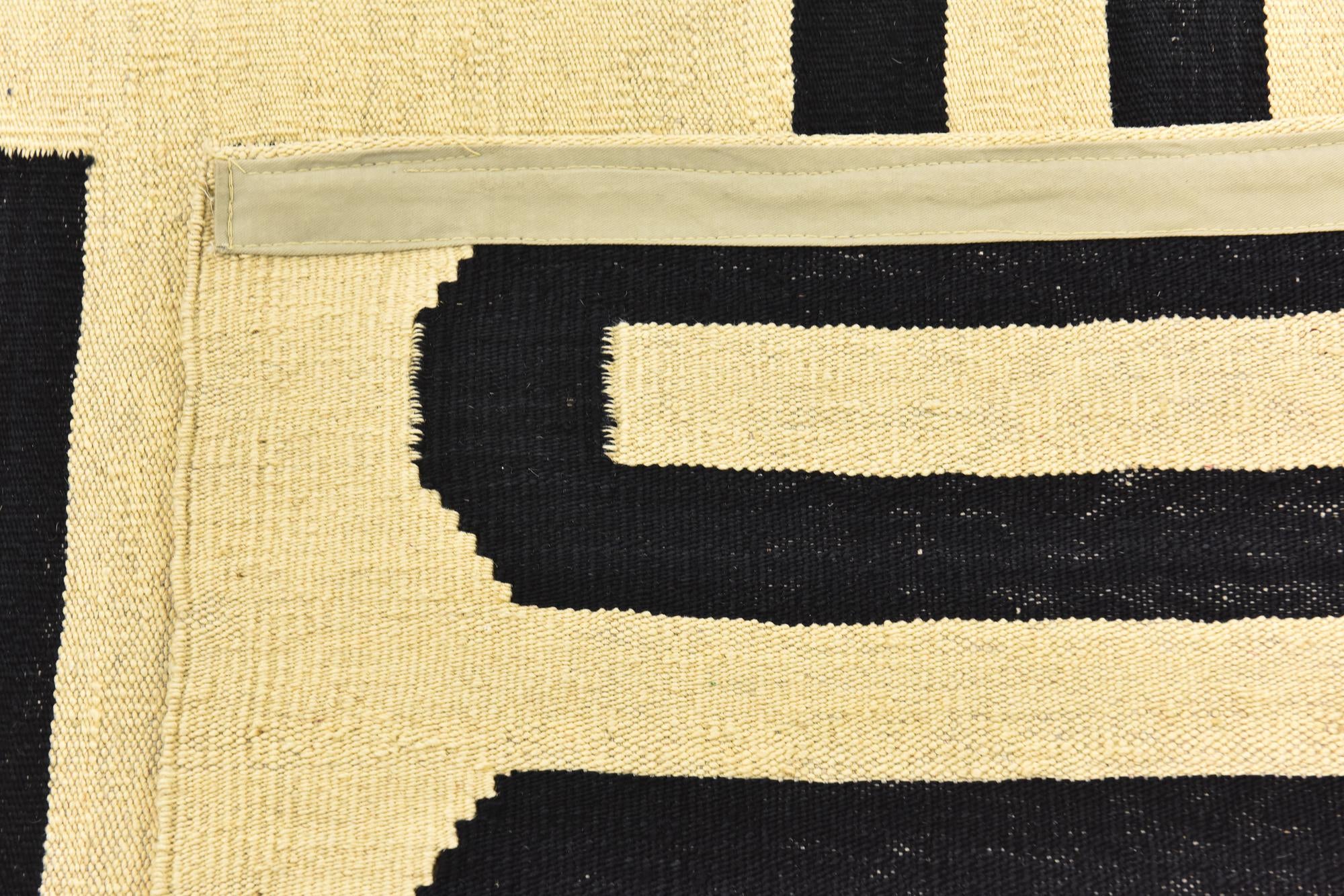 6' 3 x 7' 10 Hand Woven Kilim Modern Wool Rug