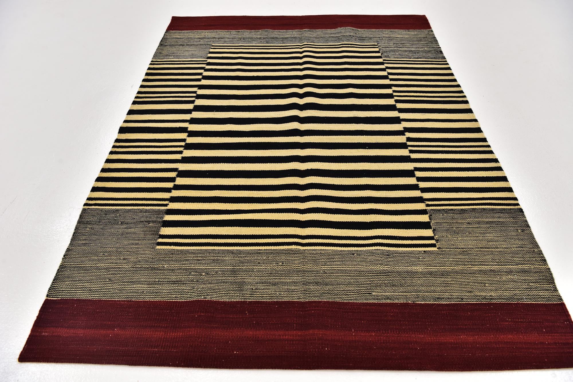4' 3 x 5' 9 Hand Woven Kilim Modern Wool Rug