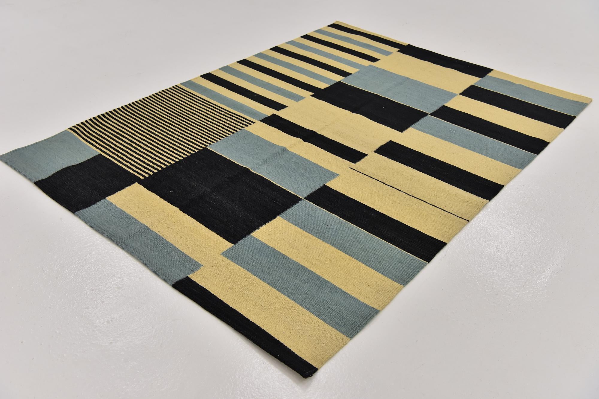 4' 3 x 5' 10 Hand Woven Kilim Modern Wool Rug