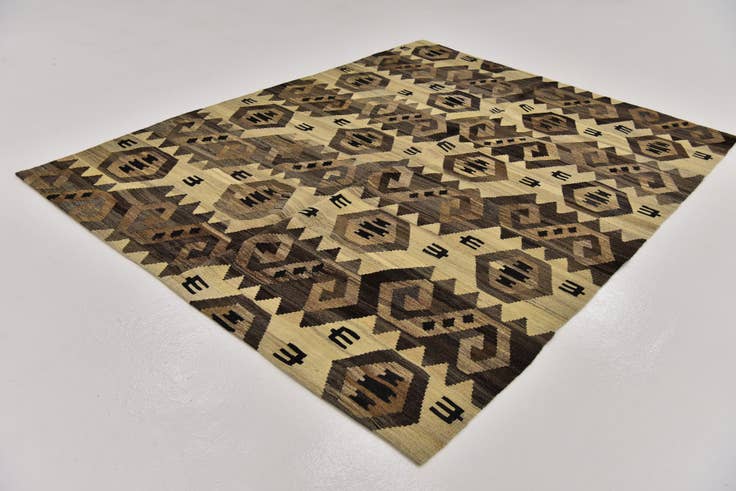 Detail image of 5' 5 x 7' Hand Woven Kilim Modern Wool Rug