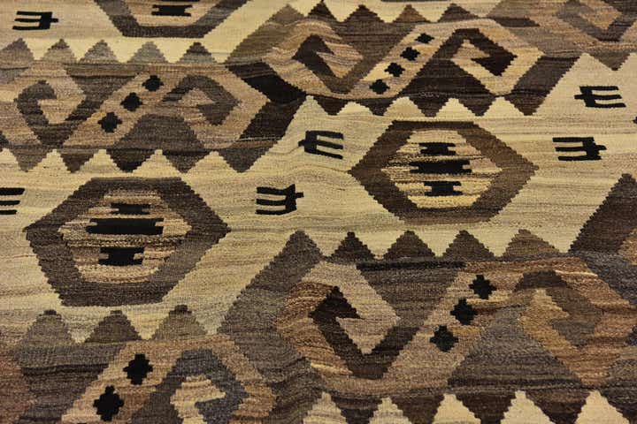 5' 5 x 7' Hand Woven Kilim Modern Wool Rug
