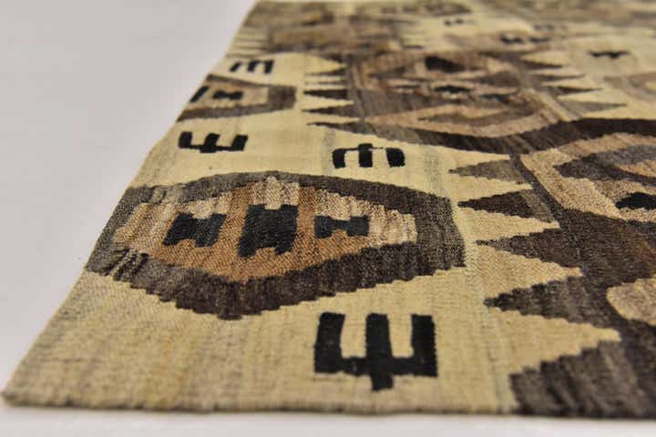 5' 5 x 7' Hand Woven Kilim Modern Wool Rug
