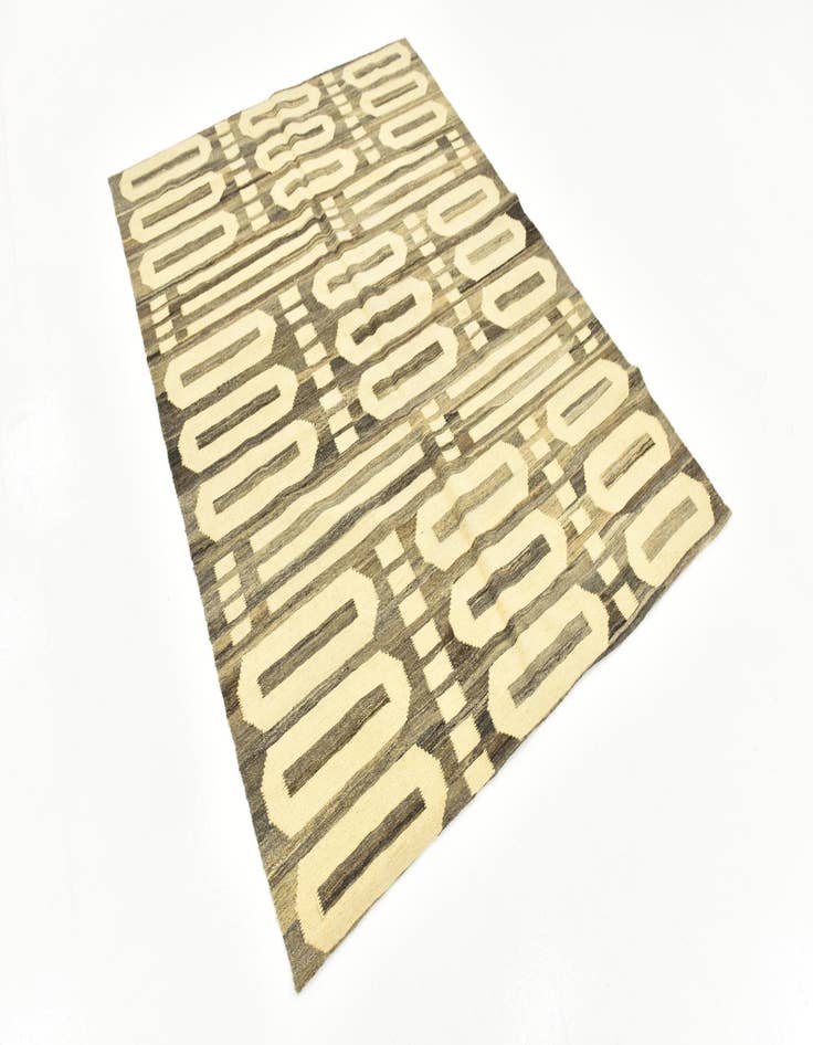 Detail image of 4' 10 x 6' 8 Hand Woven Kilim Modern Wool Rug