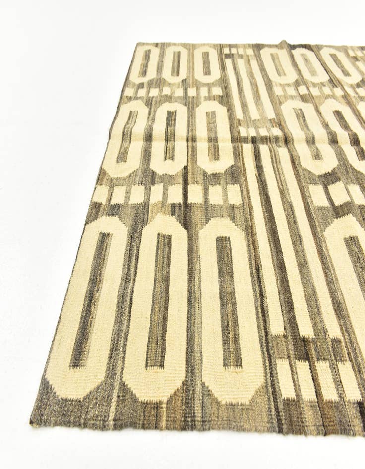 Detail image of 4' 10 x 6' 8 Hand Woven Kilim Modern Wool Rug