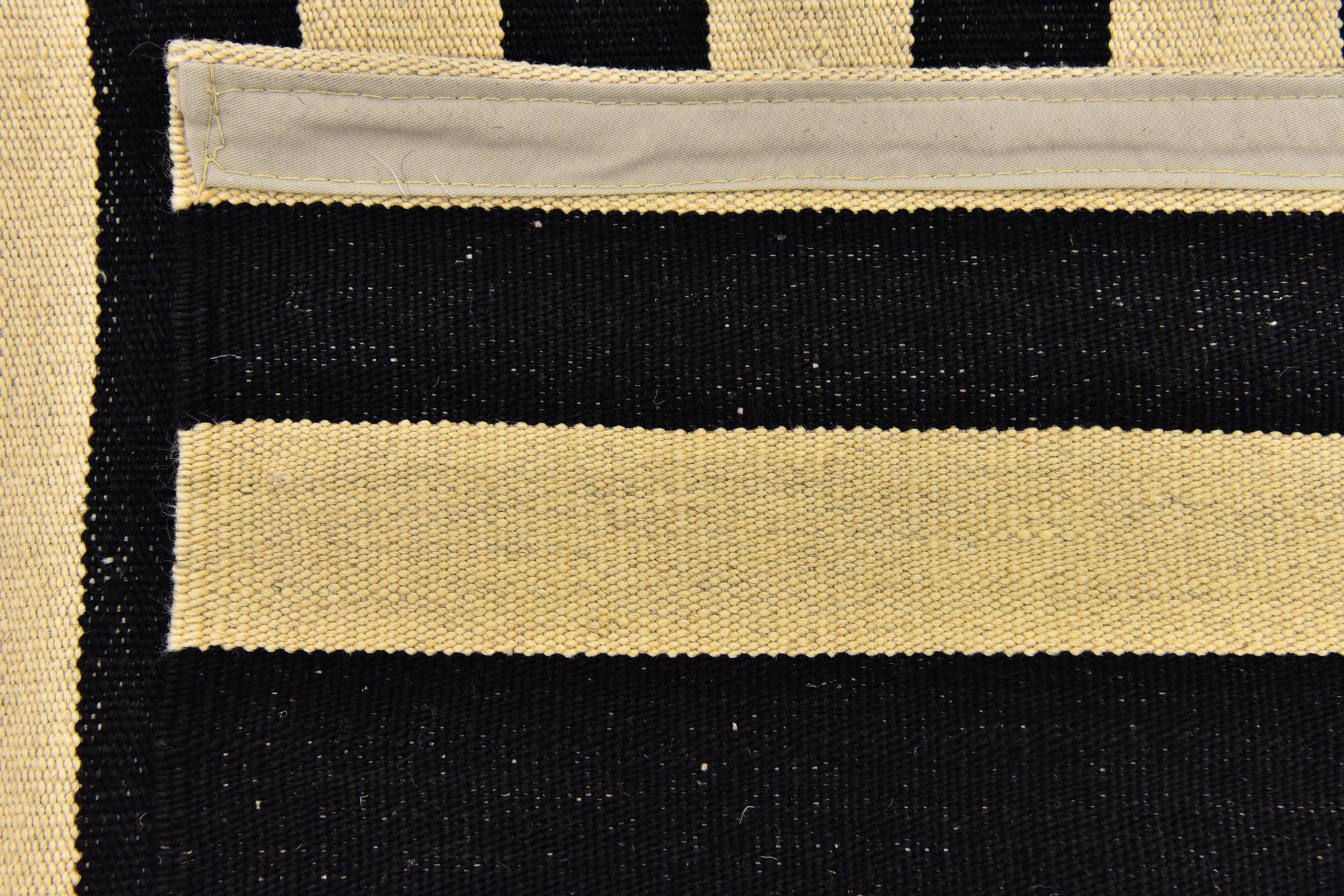 6' x 7' 5 Hand Woven Kilim Modern Wool Rug