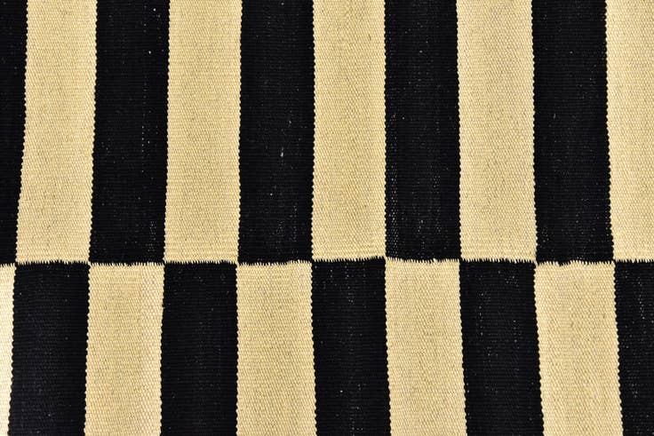 Detail image of 6' x 7' 5 Hand Woven Kilim Modern Wool Rug