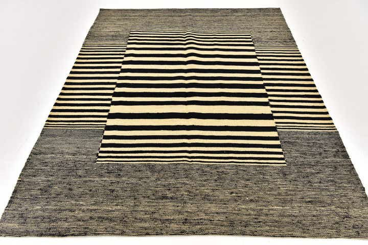 4' 4 x 6' Hand Woven Kilim Modern Wool Rug