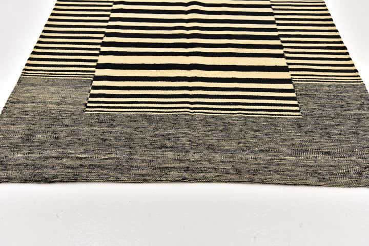 4' 4 x 6' Hand Woven Kilim Modern Wool Rug