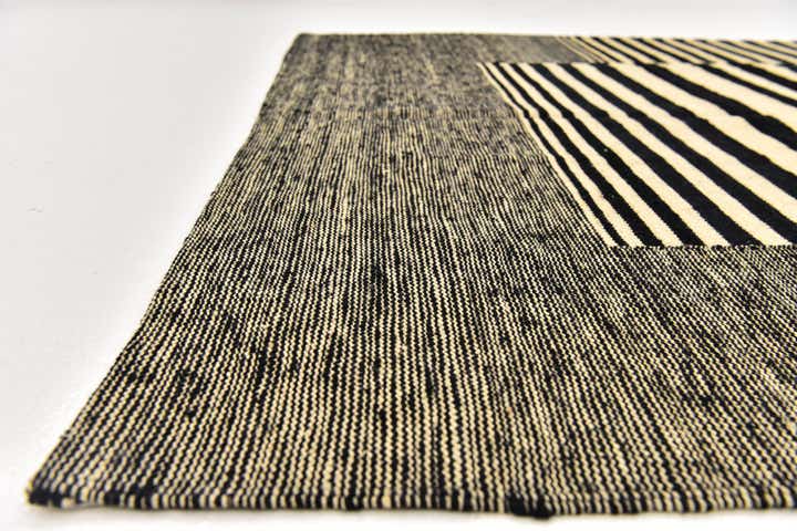 4' 4 x 6' Hand Woven Kilim Modern Wool Rug