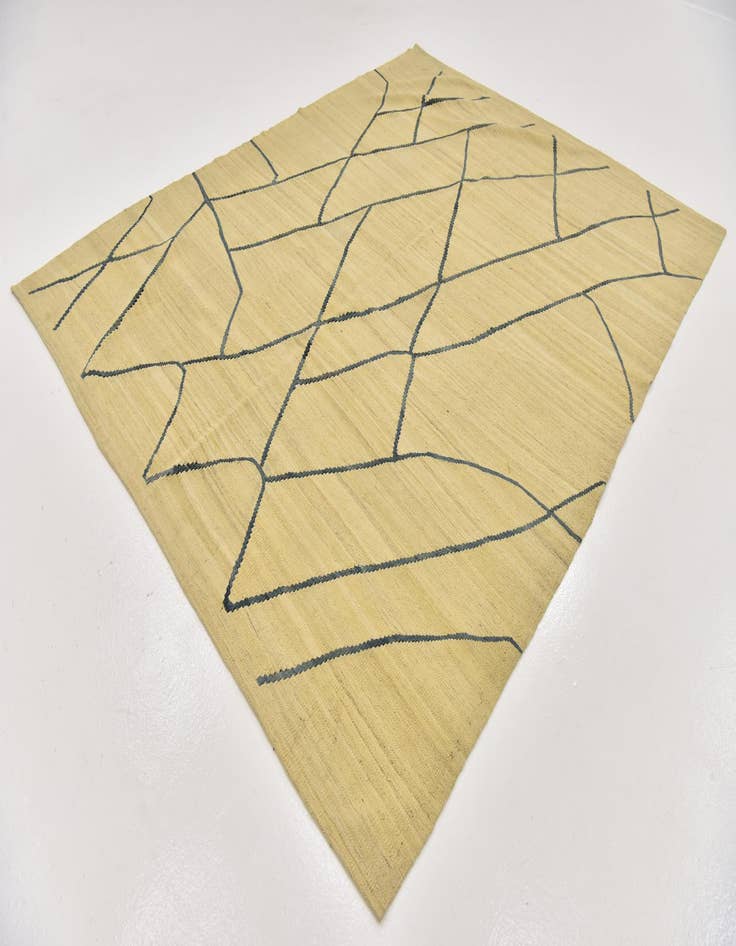 Detail image of 6' 4 x 8'  Hand Woven Kilim Modern Wool Rug