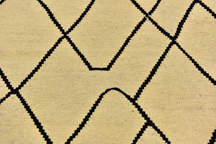 Detail image of 6' 3 x 7' 9 Hand Woven Kilim Modern Wool Rug