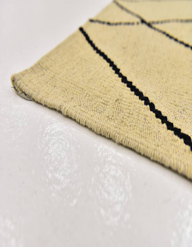 Detail image of 6' 3 x 7' 9  Hand Woven Kilim Modern Wool Rug