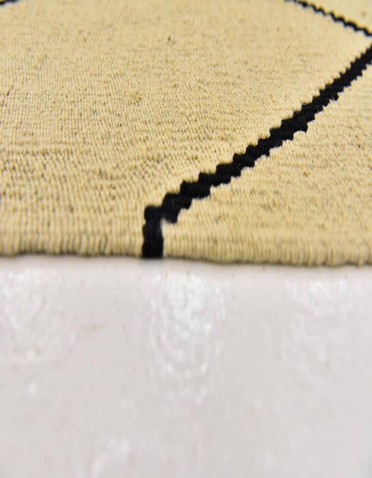 Detail image of 6' 3 x 7' 9  Hand Woven Kilim Modern Wool Rug