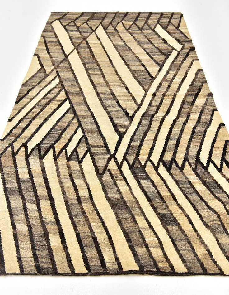 Detail image of 6' x 7' 7 Hand Woven Kilim Modern Wool Rug