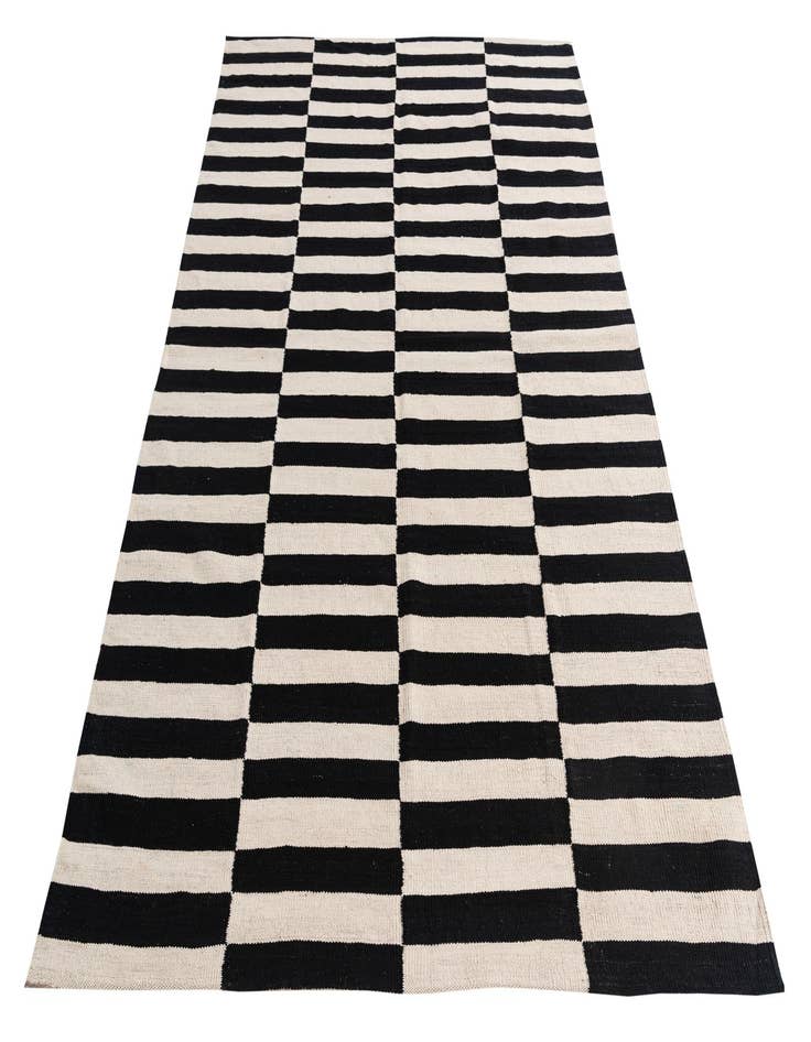 Detail image of 5' 5 x 7' 9  Hand Woven Kilim Modern Wool Rug