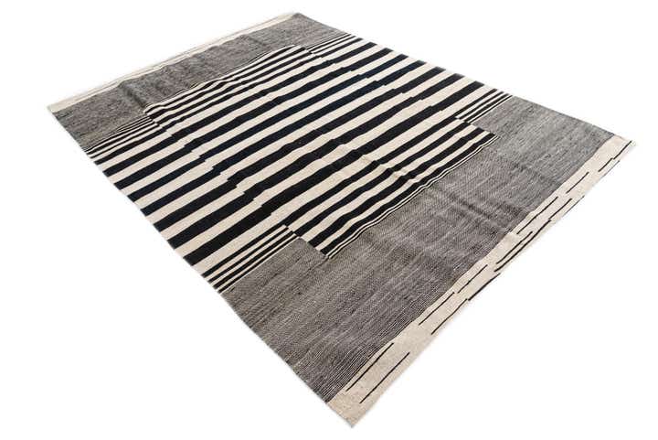 5' 7 x 7' 9 Hand Woven Kilim Modern Wool Rug