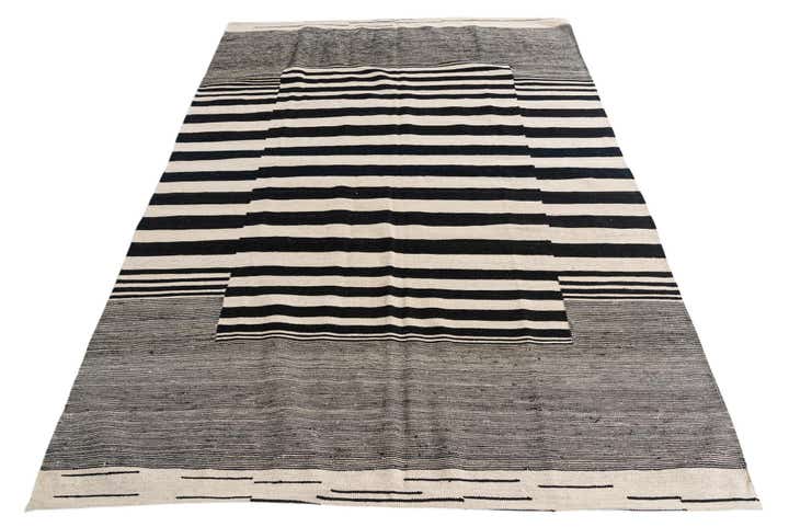 5' 7 x 7' 9 Hand Woven Kilim Modern Wool Rug