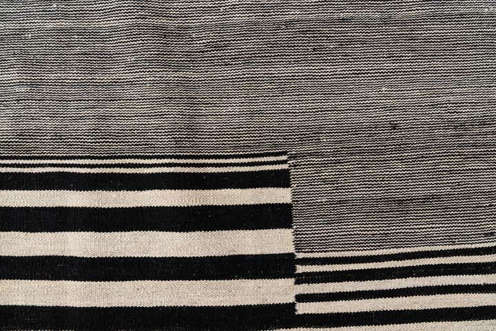 5' 7 x 7' 9 Hand Woven Kilim Modern Wool Rug