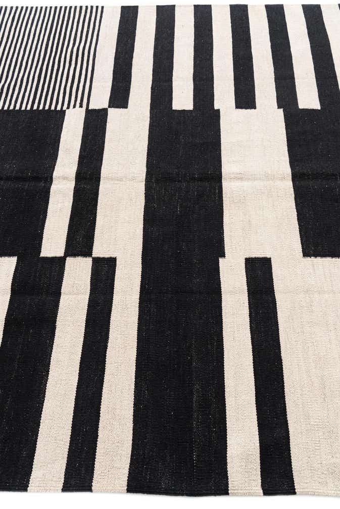 5' 8 x 7' 10 Hand Woven Kilim Modern Wool Rug