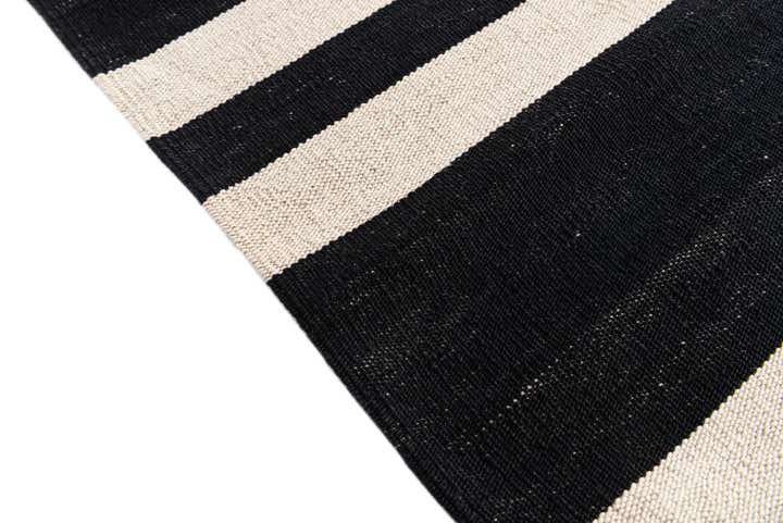 5' 8 x 7' 10 Hand Woven Kilim Modern Wool Rug
