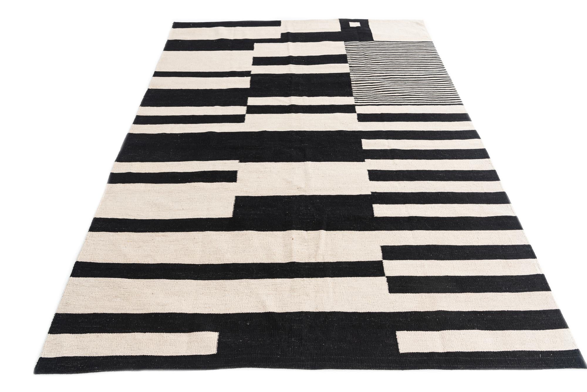 5' 8 x 7' 9 Hand Woven Kilim Modern Wool Rug