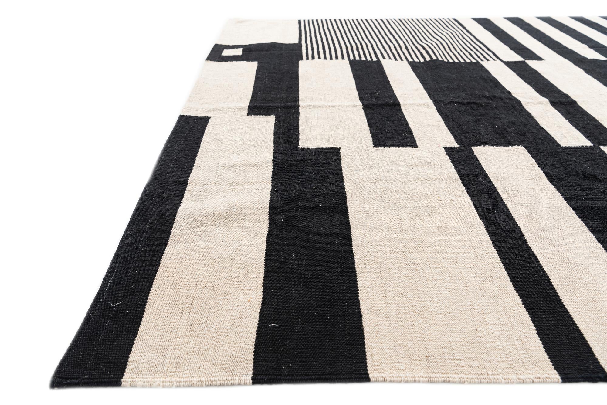 5' 8 x 7' 9 Hand Woven Kilim Modern Wool Rug