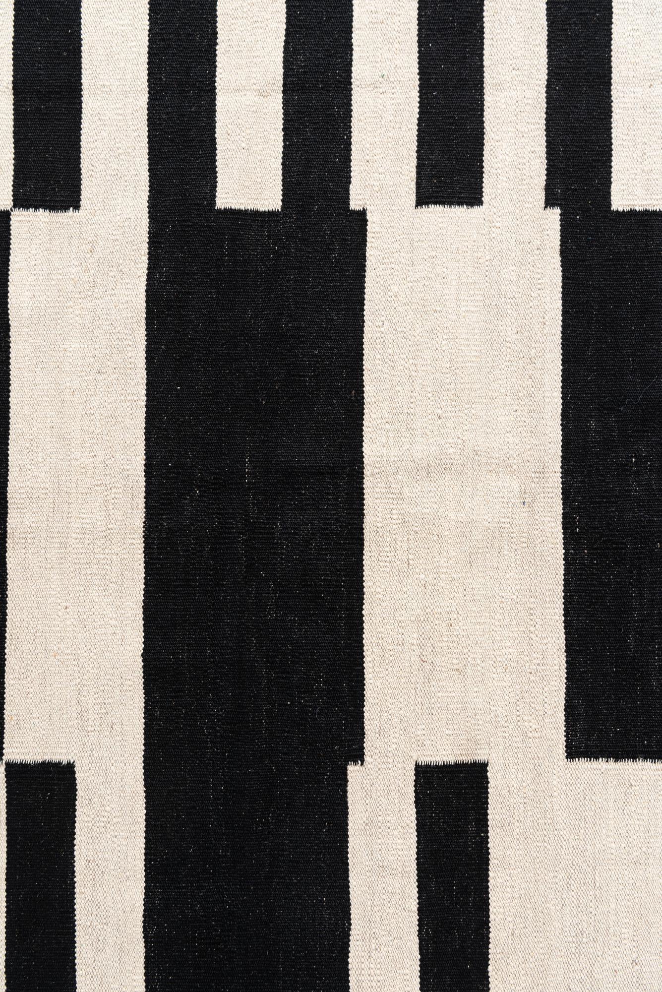 5' 8 x 7' 9 Hand Woven Kilim Modern Wool Rug