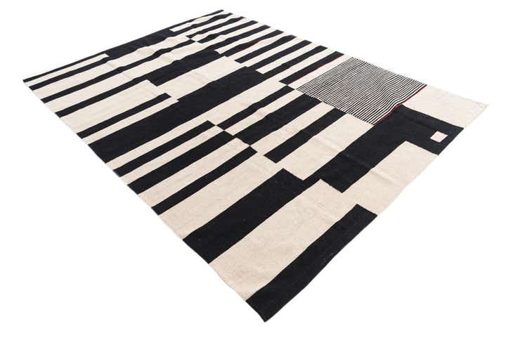 5' 9 x 7' 8 Hand Woven Kilim Modern Wool Rug