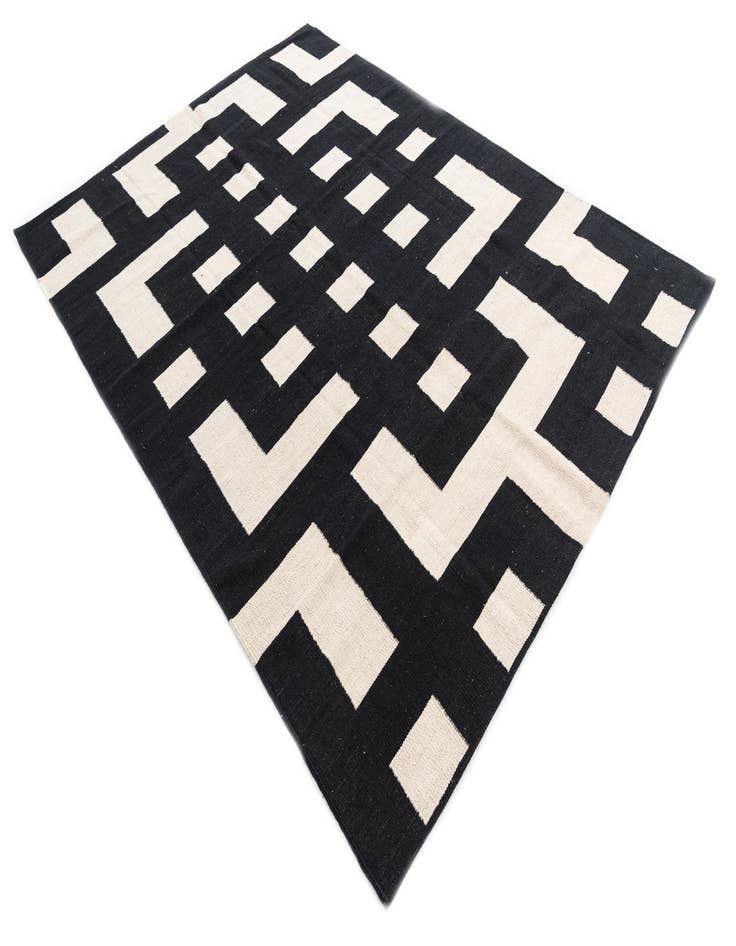 Detail image of 5' 9 x 7' 10  Hand Woven Kilim Modern Wool Rug