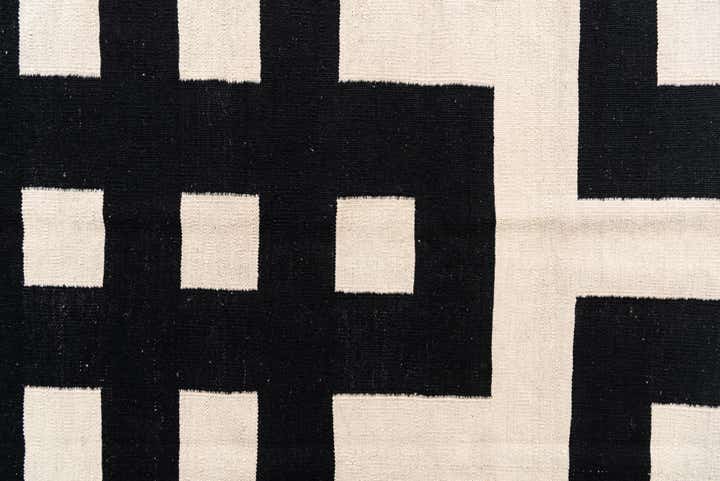 5' 9 x 7' 10 Hand Woven Kilim Modern Wool Rug