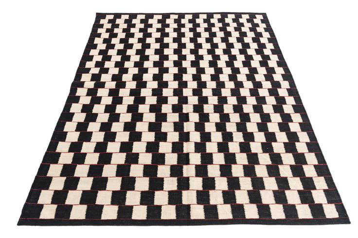 Detail image of 5' 2 x 6' 3 Hand Woven Kilim Modern Wool Rug