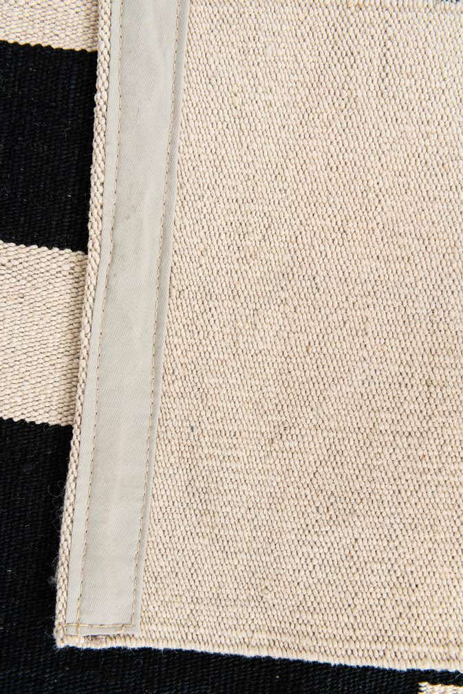 4' 9 x 6' 9 Hand Woven Kilim Modern Wool Rug