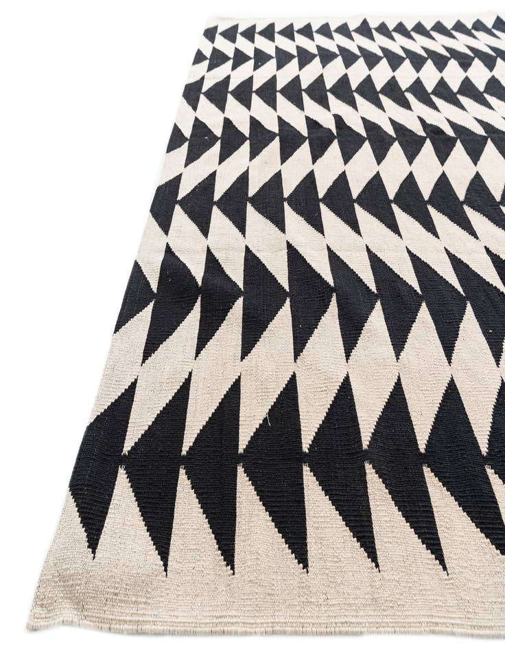 Detail image of 6' 9 x 9' 6  Hand Woven Kilim Modern Wool Rug