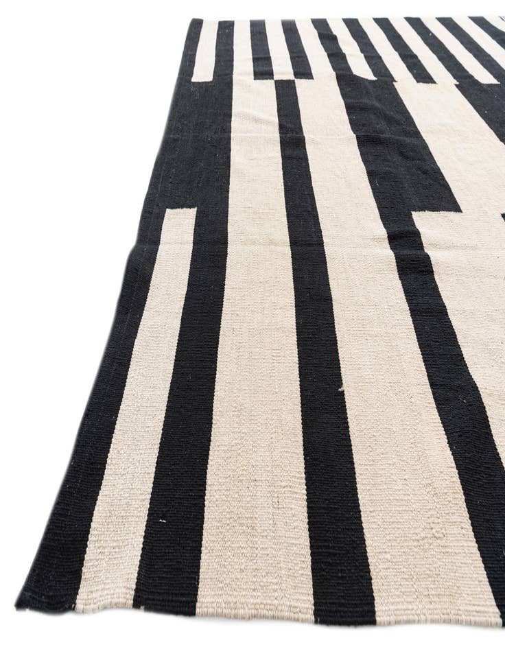 Detail image of 6' 9 x 10' 7  Hand Woven Kilim Modern Wool Rug