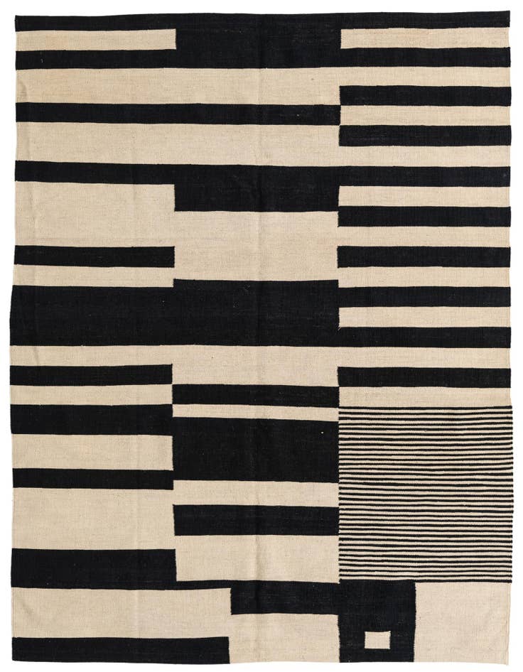 Detail image of 5' 9 x 7' 10 Hand Woven Kilim Modern Wool Rug