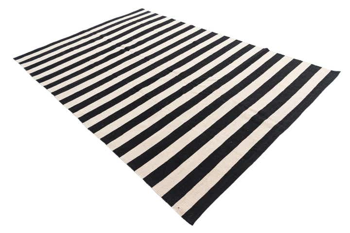 5' 6 x 8' 1 Hand Woven Kilim Modern Wool Rug