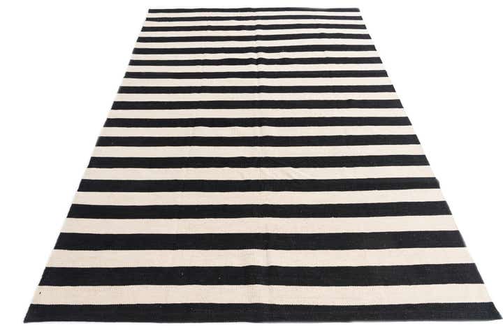 5' 6 x 8' 1 Hand Woven Kilim Modern Wool Rug