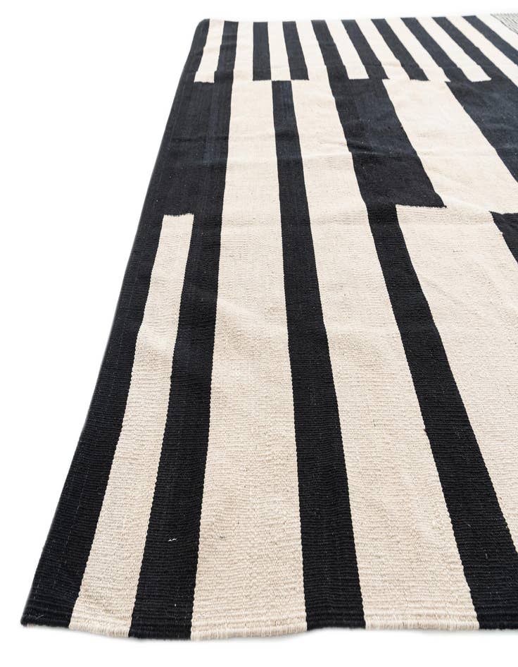 Detail image of 6' 7 x 9' 10  Hand Woven Kilim Modern Wool Rug