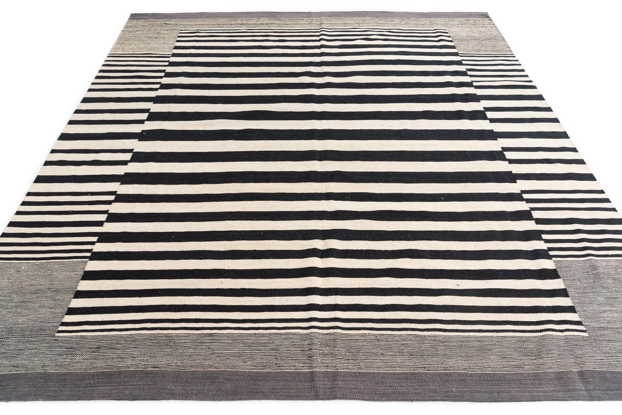 8' 6 x 9' 3 Hand Woven Kilim Modern Wool Rug