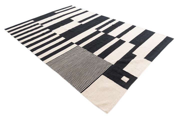 6' 7 x 9' 9 Hand Woven Kilim Modern Wool Rug