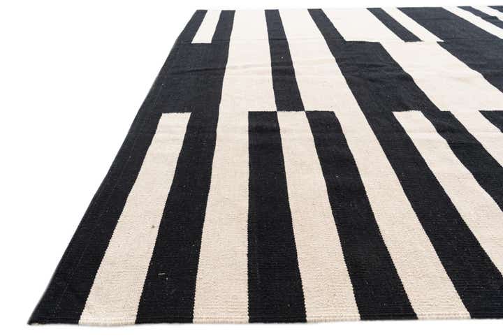 6' 7 x 9' 9 Hand Woven Kilim Modern Wool Rug