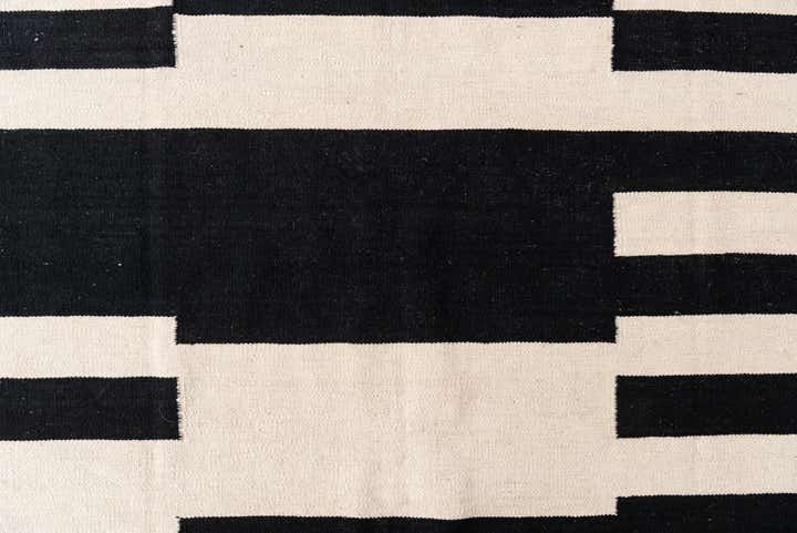 6' 7 x 9' 9 Hand Woven Kilim Modern Wool Rug