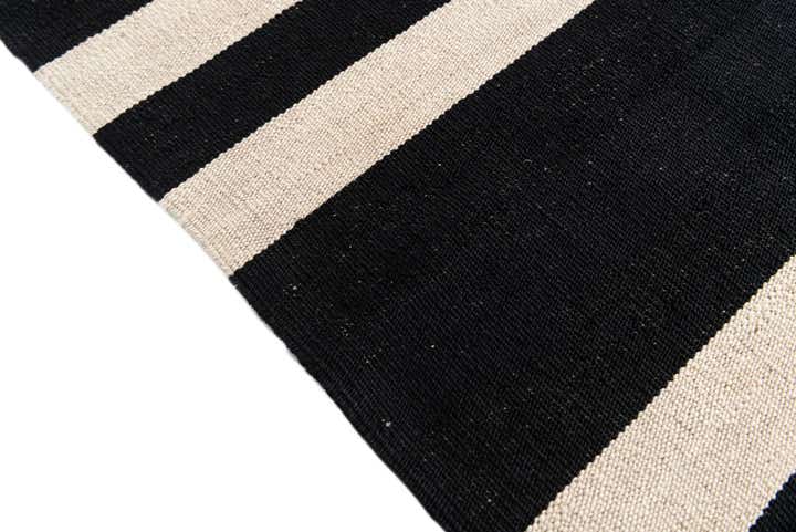 5' 7 x 7' 9 Hand Woven Kilim Modern Wool Rug