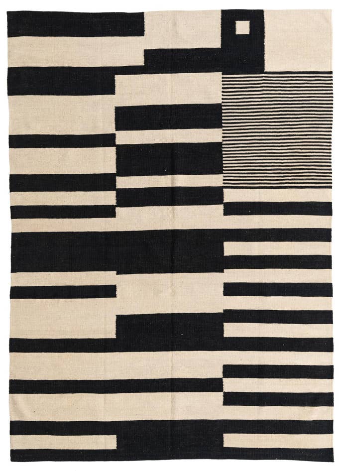 Detail image of 5' 7 x 7' 9 Hand Woven Kilim Modern Wool Rug